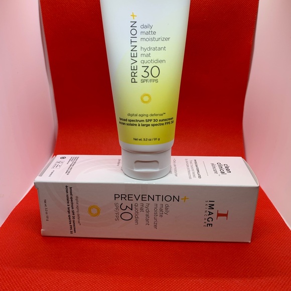 I Image Daily Matte Moisturizer SPF 30 …3 Oz New in Box - Picture 4 of 4